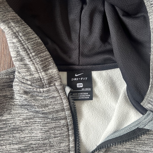 baby Nike set (gray) - Picture 3 of 3